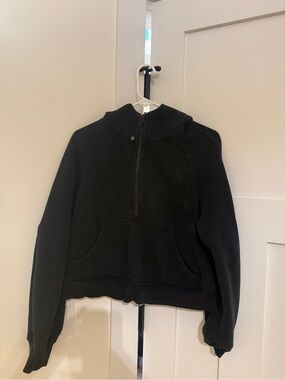 LULULEMON scuba size M/L